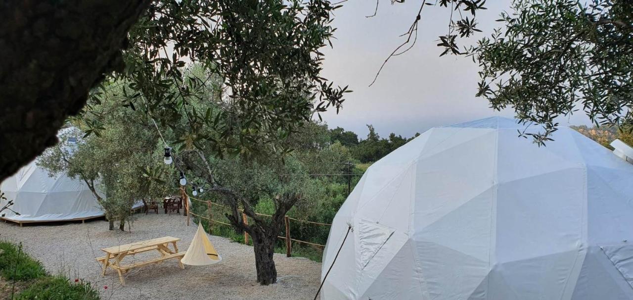 Raches  Luxury Dome Tents Ikaria Ap'Esso2 מראה חיצוני תמונה